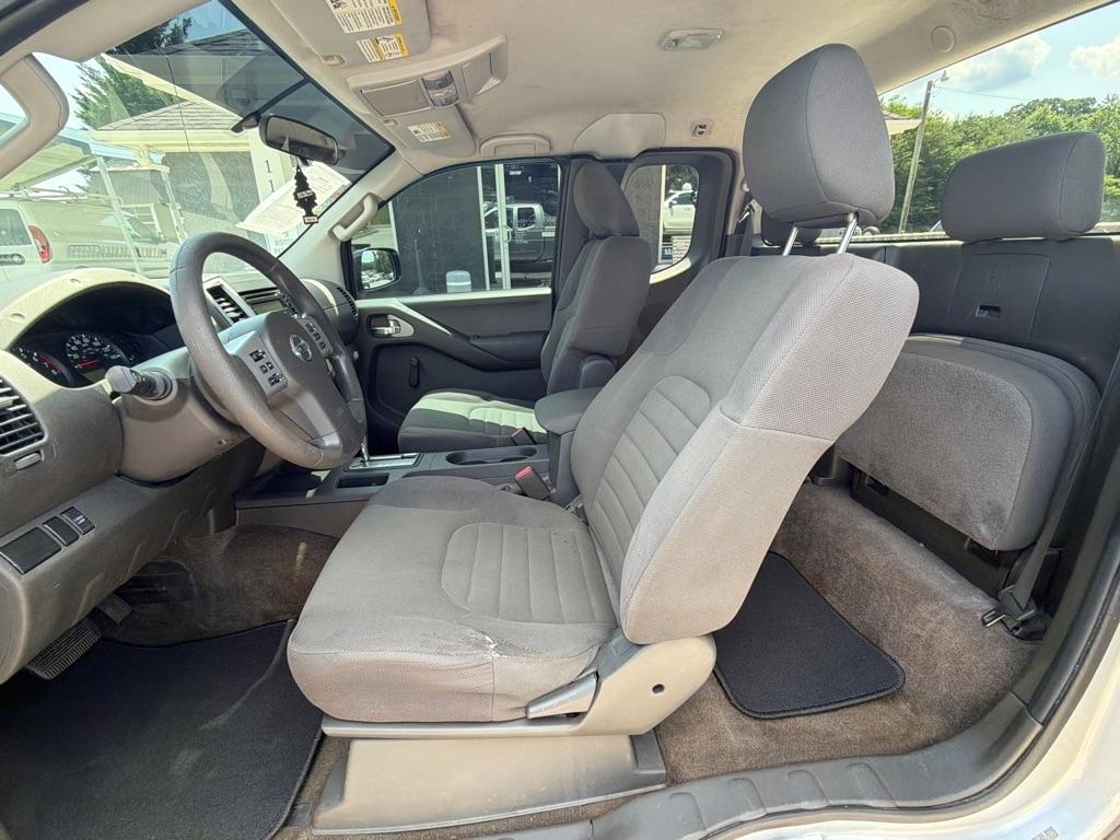 Nissan Frontier  2014