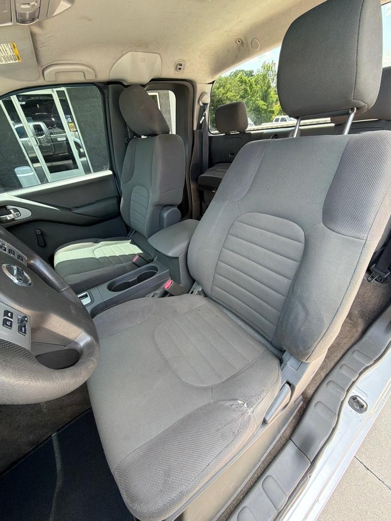 Nissan Frontier  2014