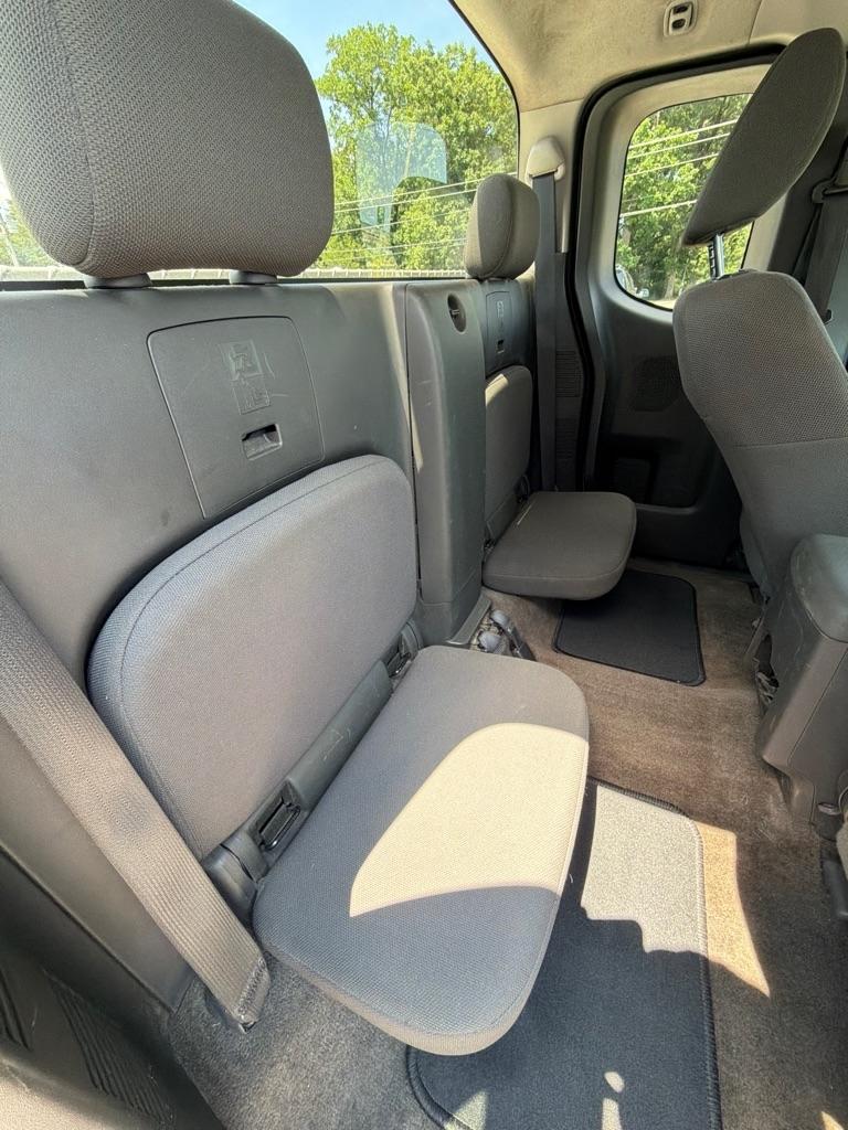 Nissan Frontier  2014