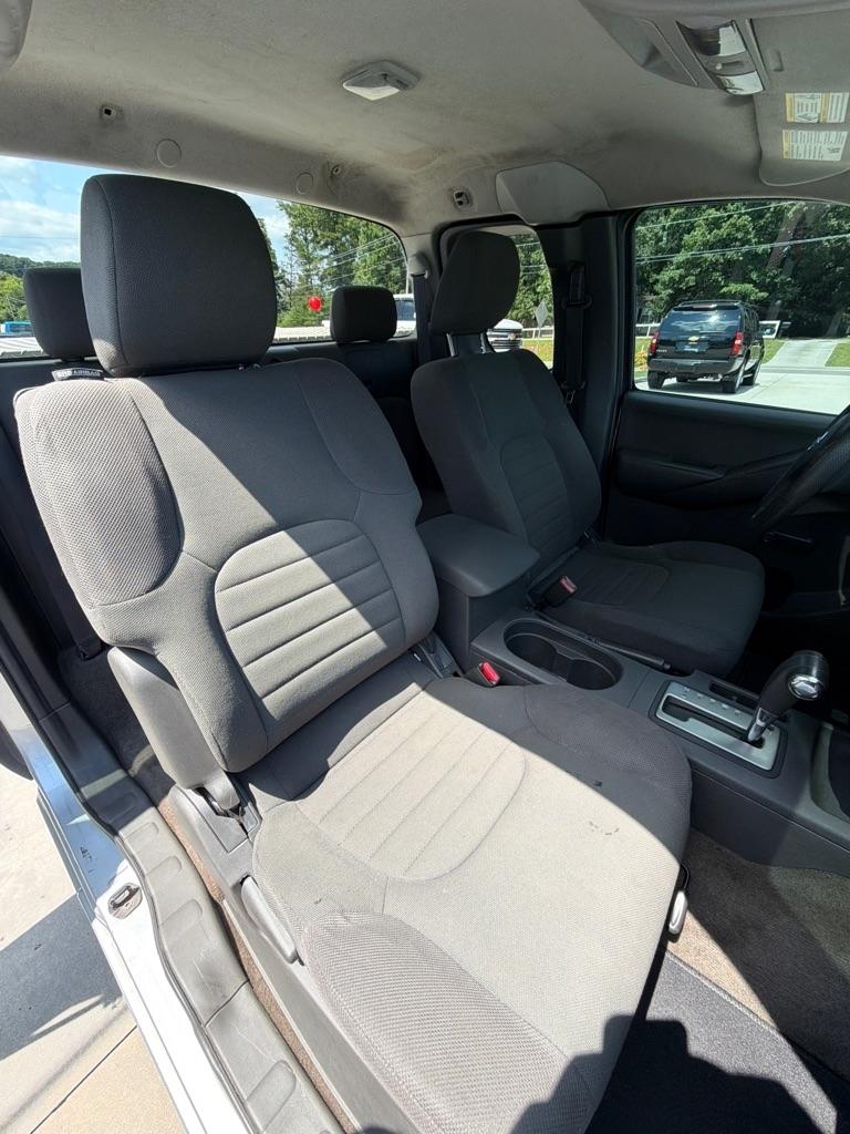 Nissan Frontier  2014