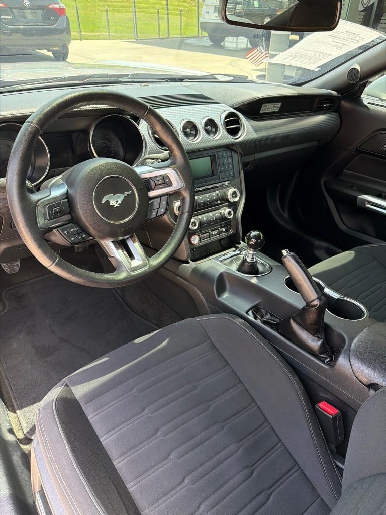 Ford Mustang  2017