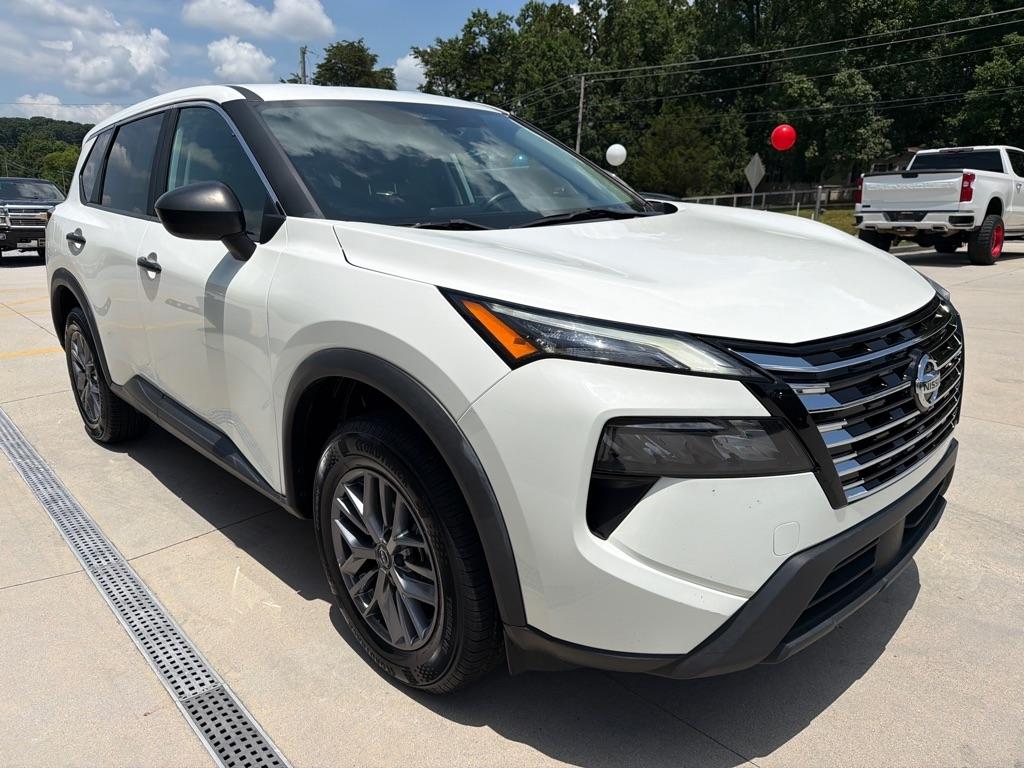 Nissan Rogue  2024