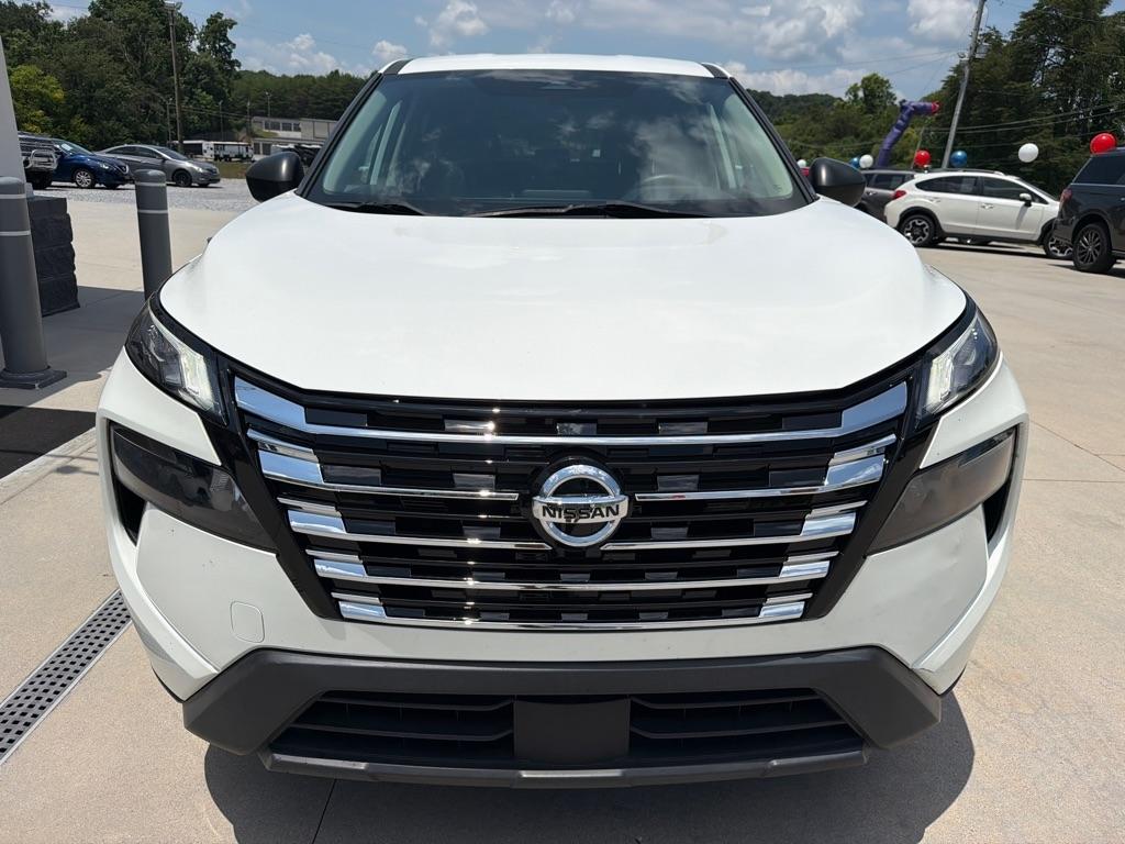 Nissan Rogue  2024