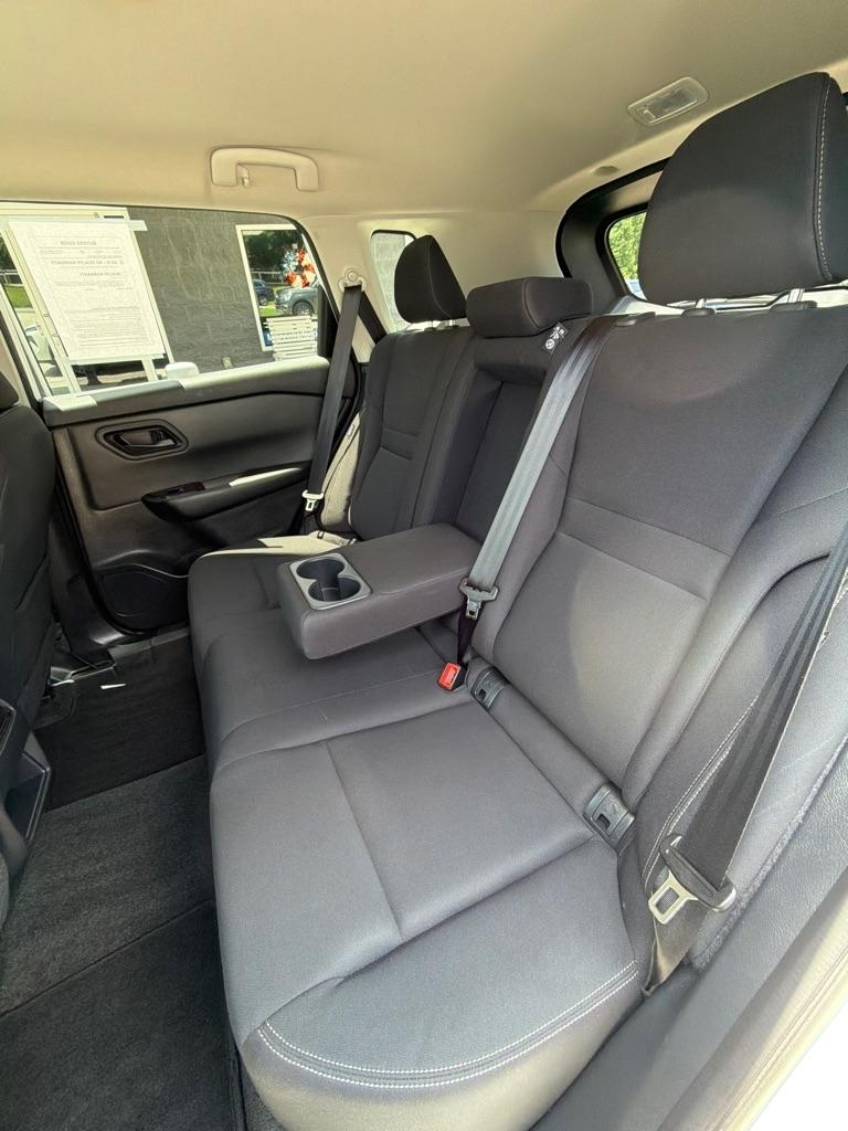 Nissan Rogue  2024