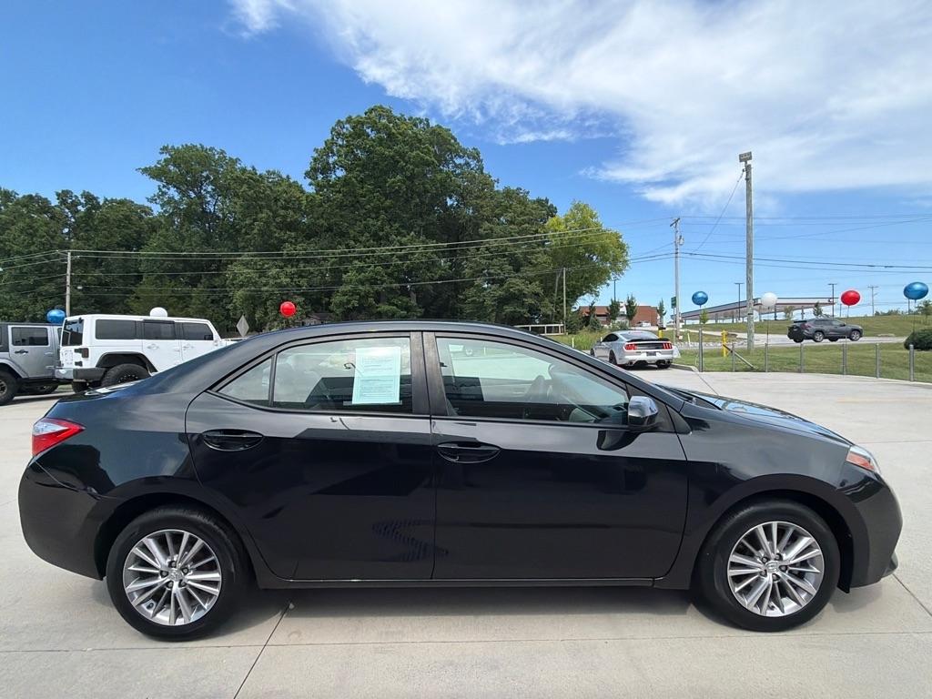 Toyota Corolla  2015