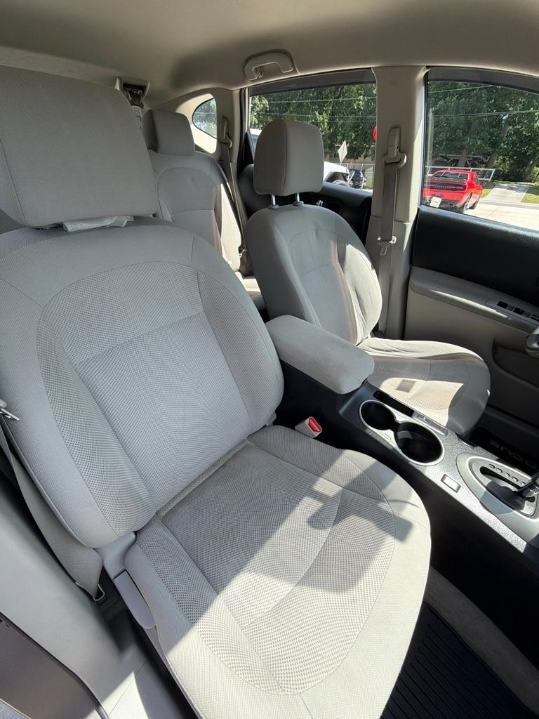 Nissan Rogue Select  2015