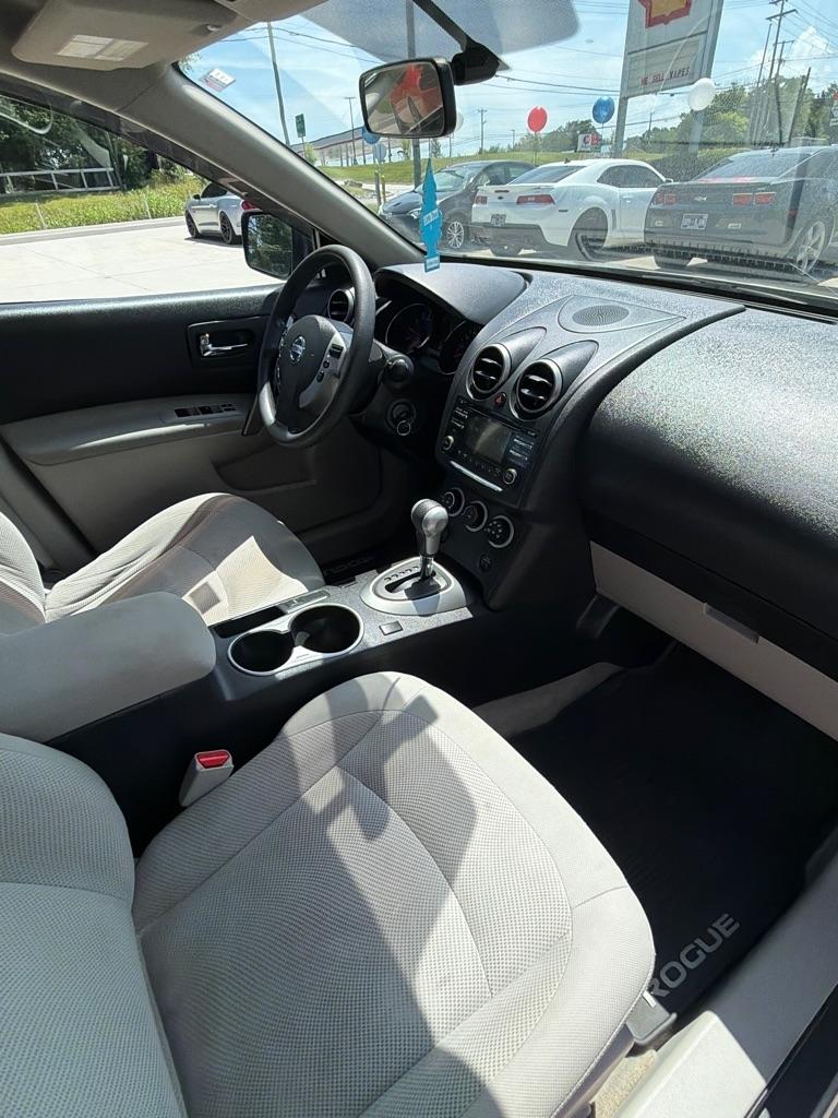 Nissan Rogue Select  2015