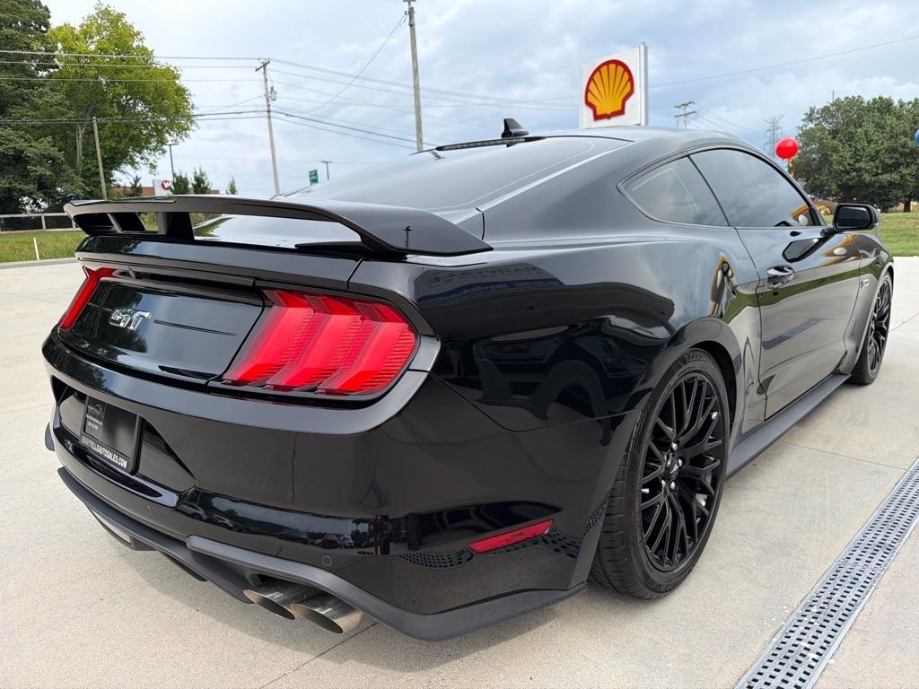 Ford Mustang  2020