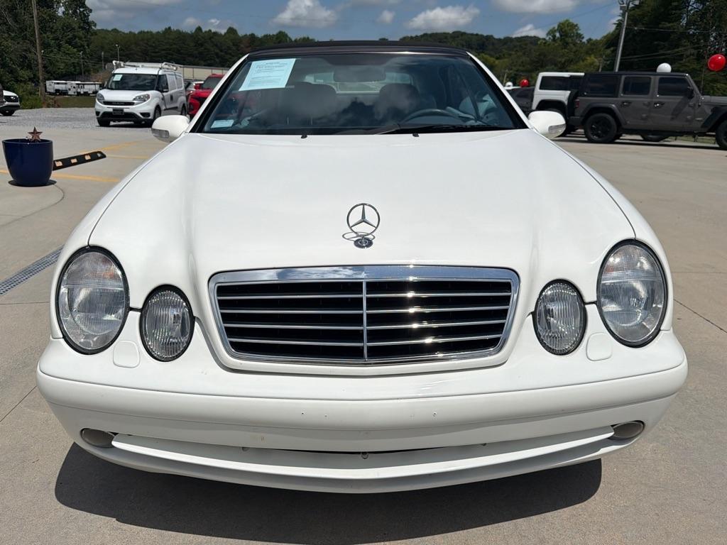 Mercedes-Benz CLK-Class  2002