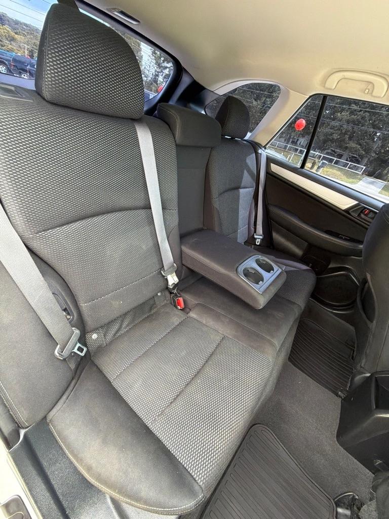 Subaru Outback  2018