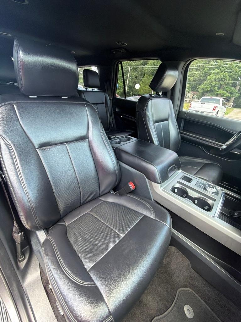 Ford Expedition  2020