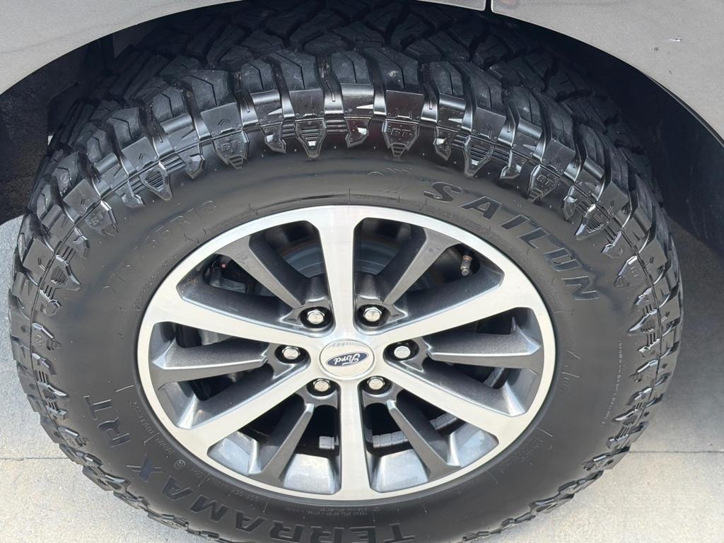 Ford Expedition  2020