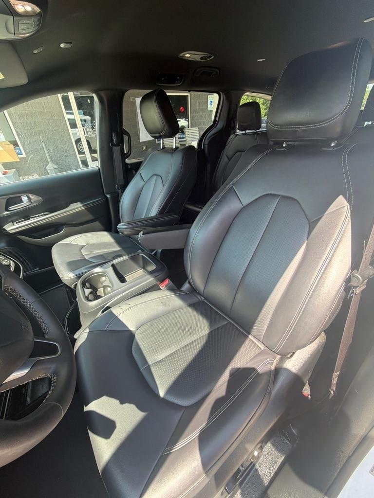 Chrysler Pacifica  2025