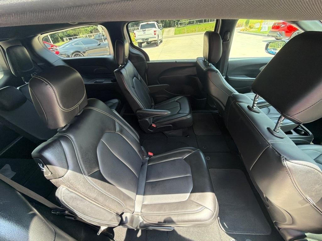 Chrysler Pacifica  2025