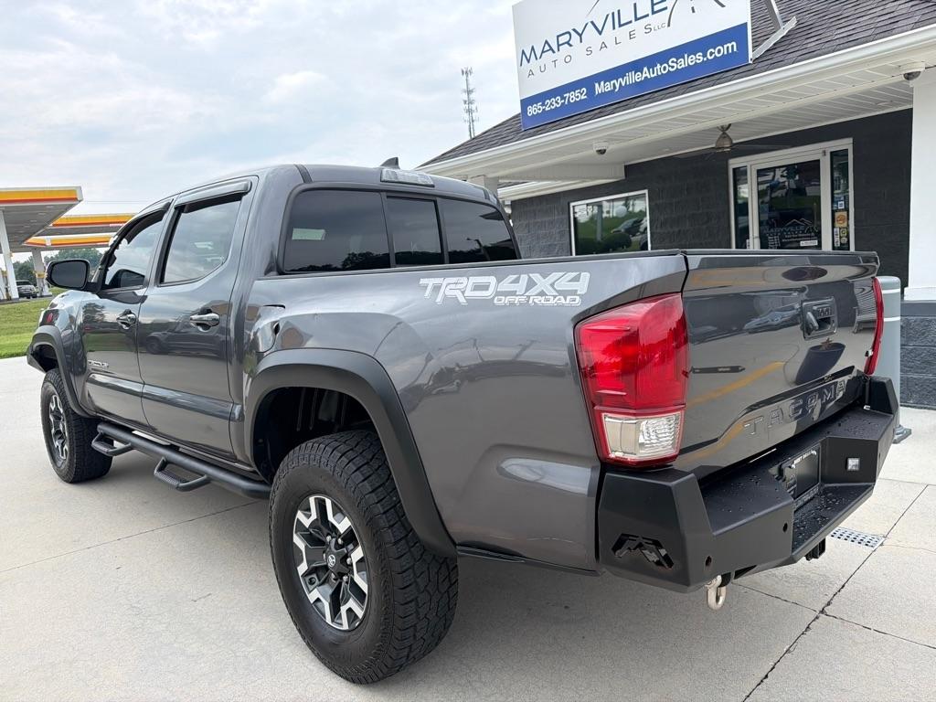 Toyota Tacoma  2016