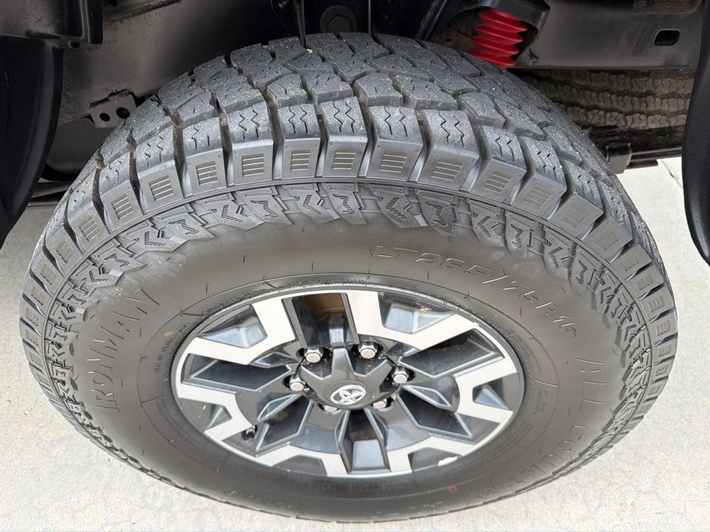 Toyota Tacoma  2016