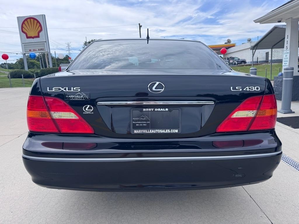 Lexus LS 430  2001