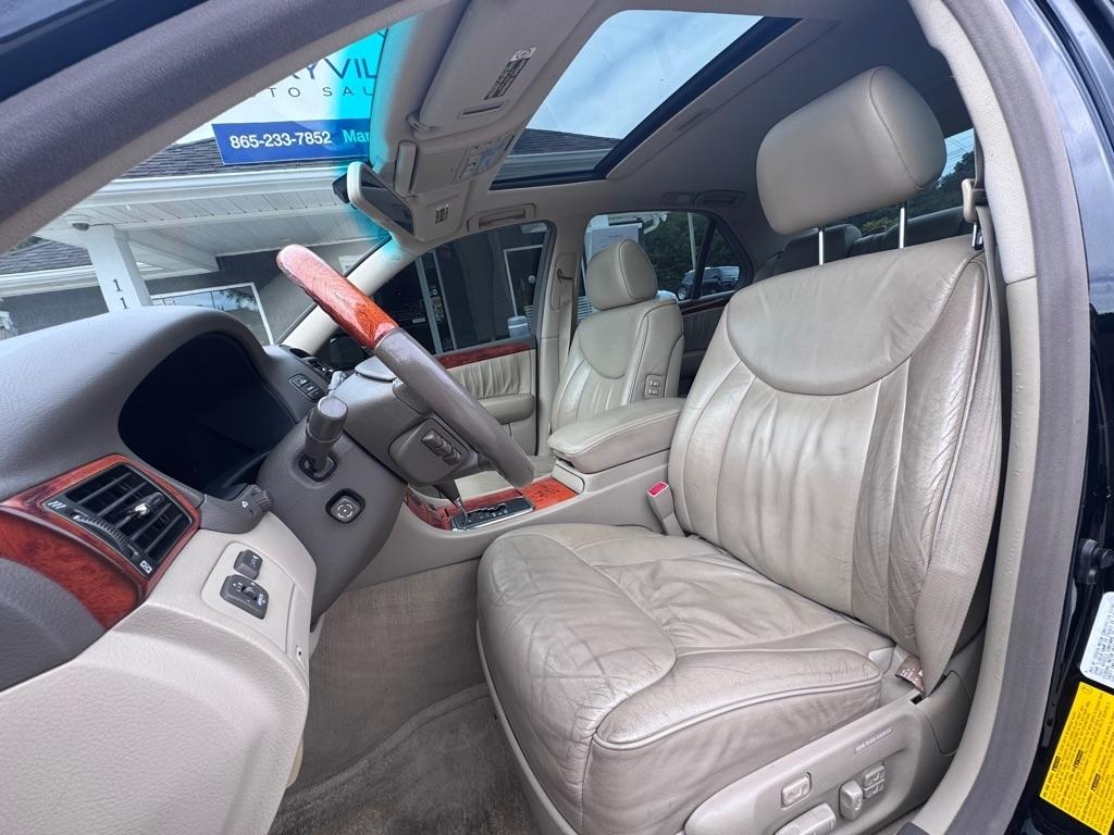 Lexus LS 430  2001