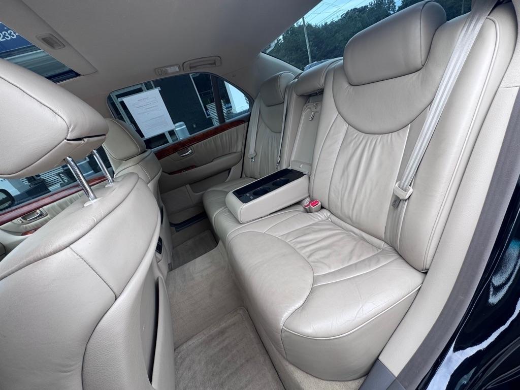 Lexus LS 430  2001
