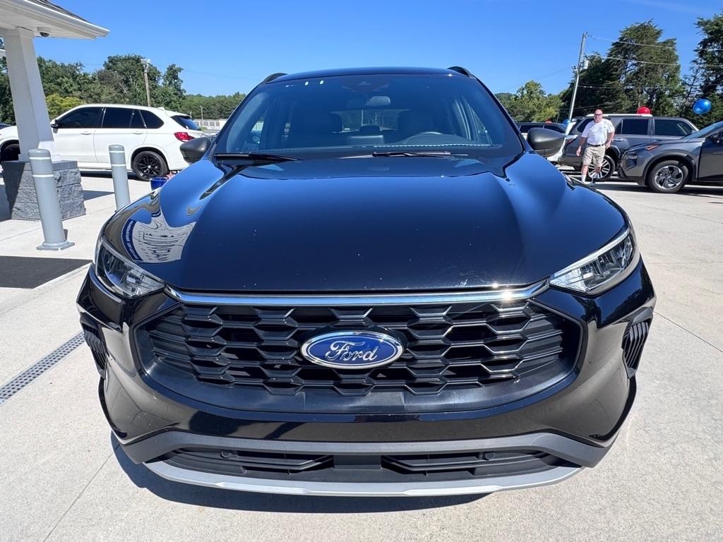 Ford Escape  2025