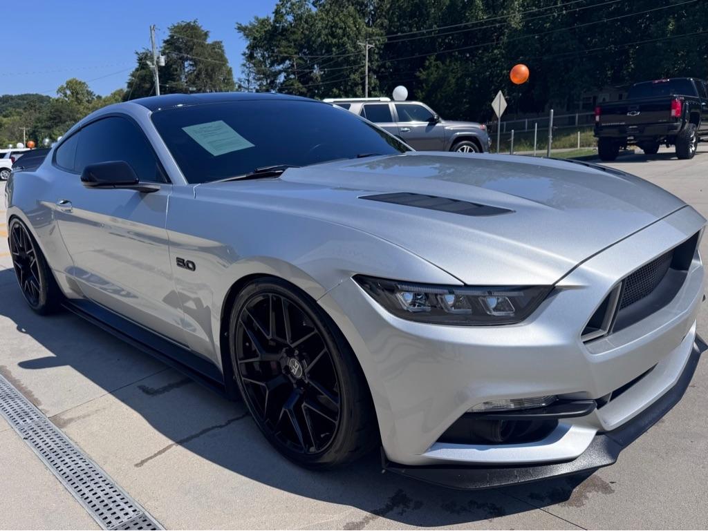 Ford Mustang  2017