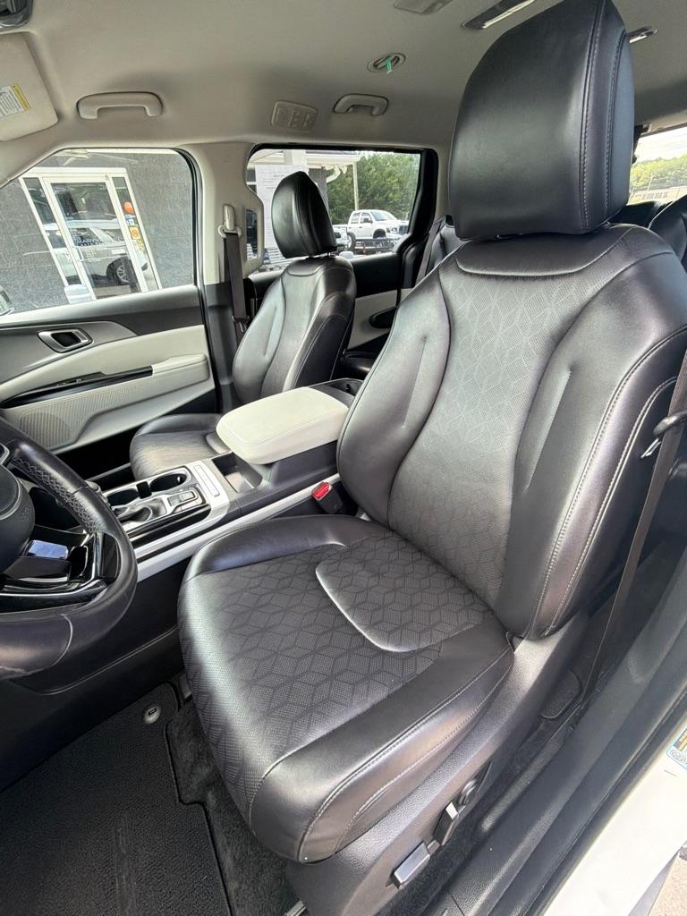 Kia Carnival  2023