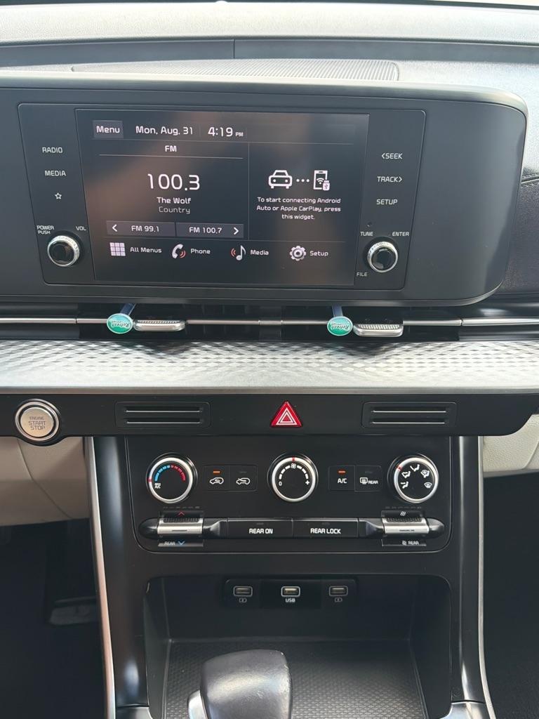 Kia Carnival  2023