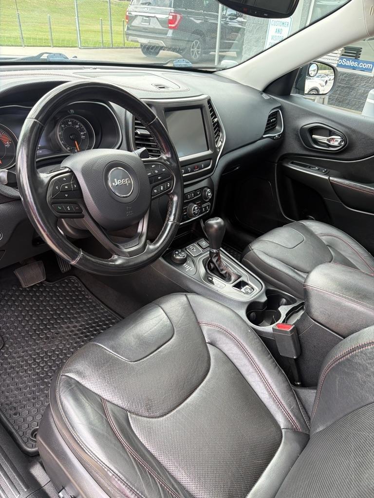 Jeep Cherokee  2019