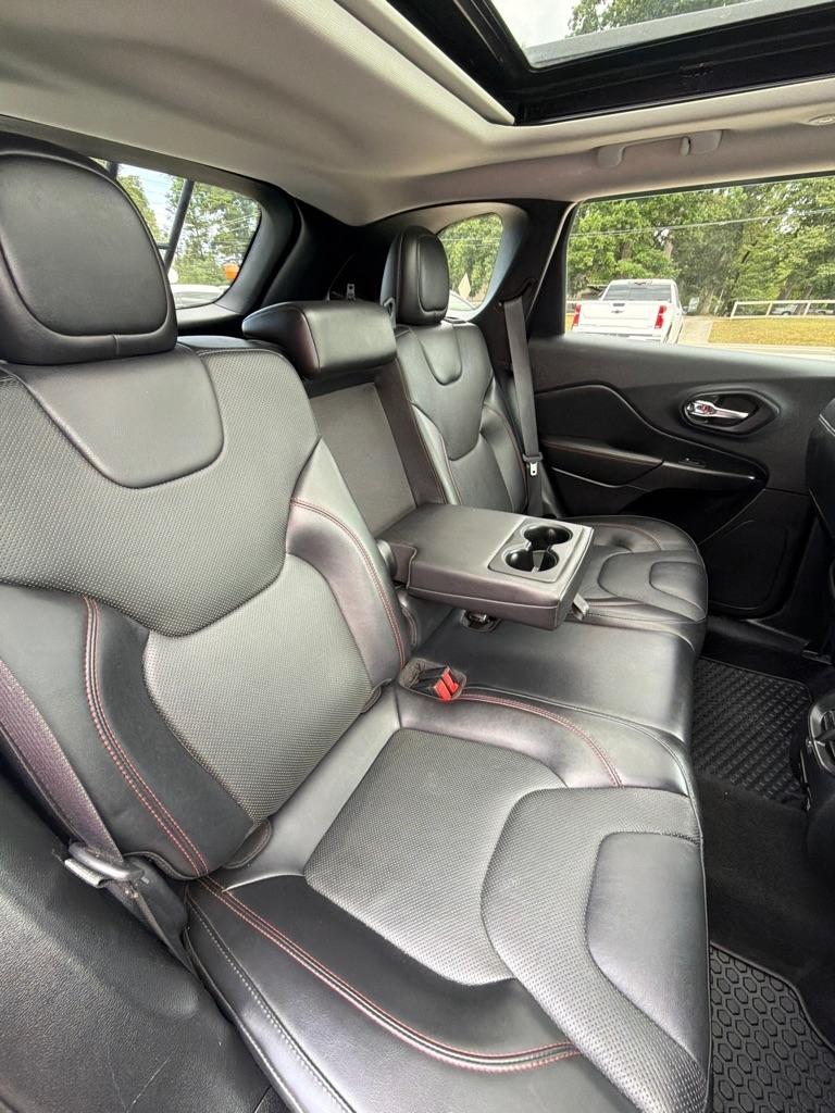 Jeep Cherokee  2019