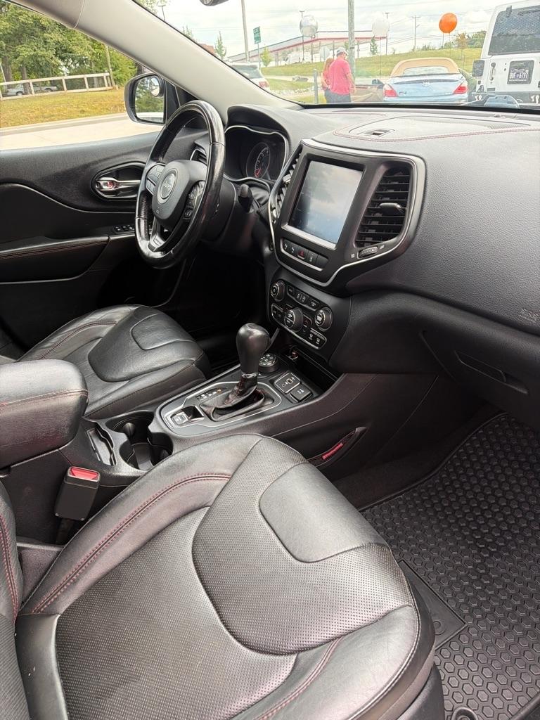 Jeep Cherokee  2019