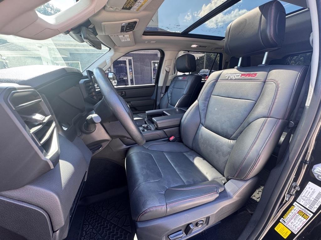 Toyota Sequoia  2023