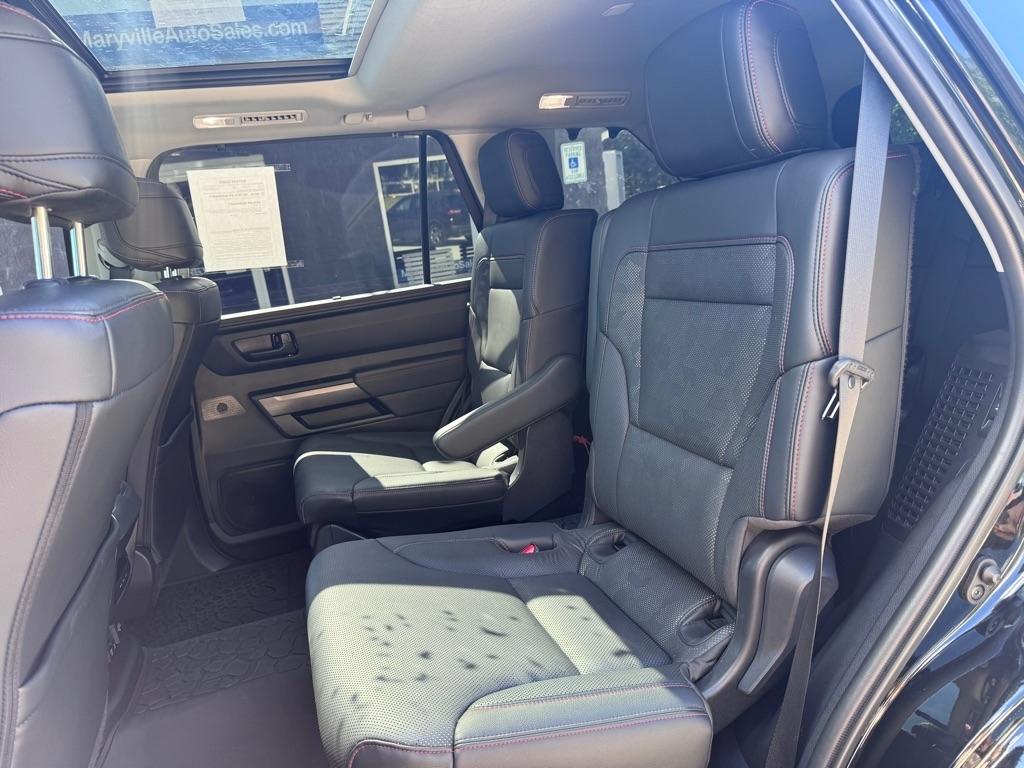 Toyota Sequoia  2023