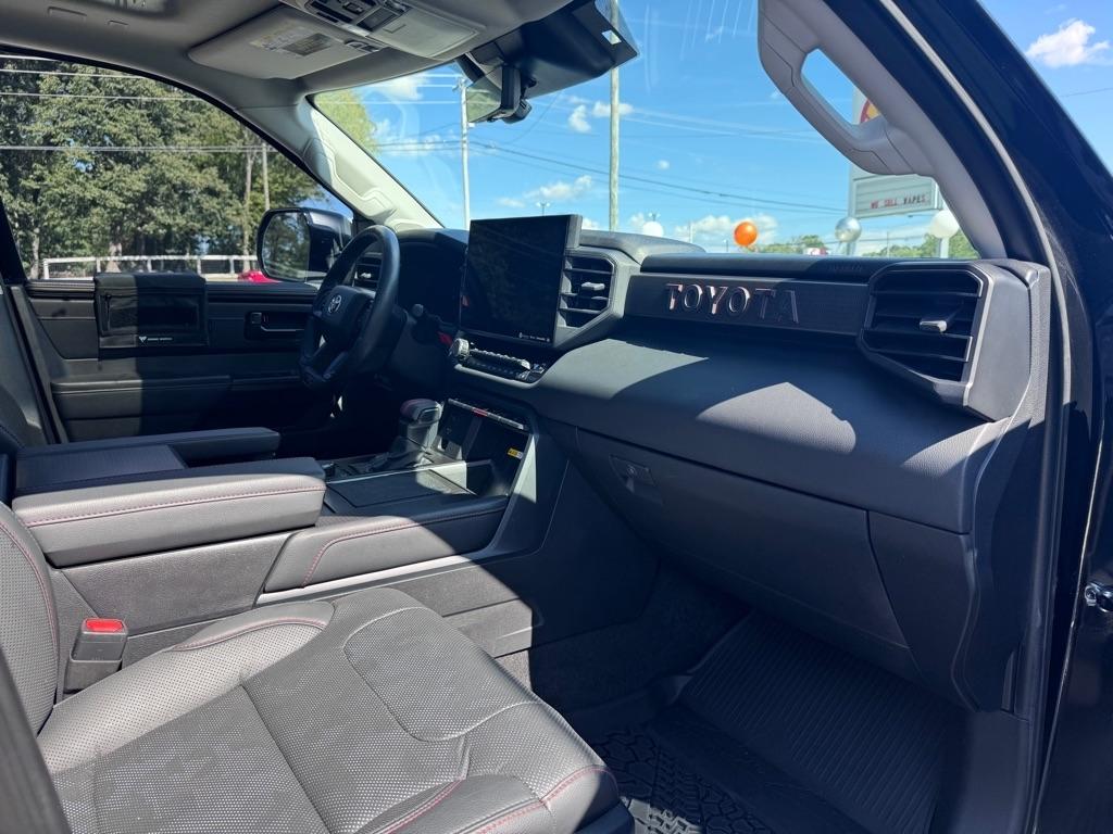 Toyota Sequoia  2023