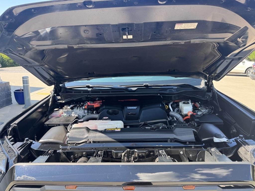 Toyota Sequoia  2023