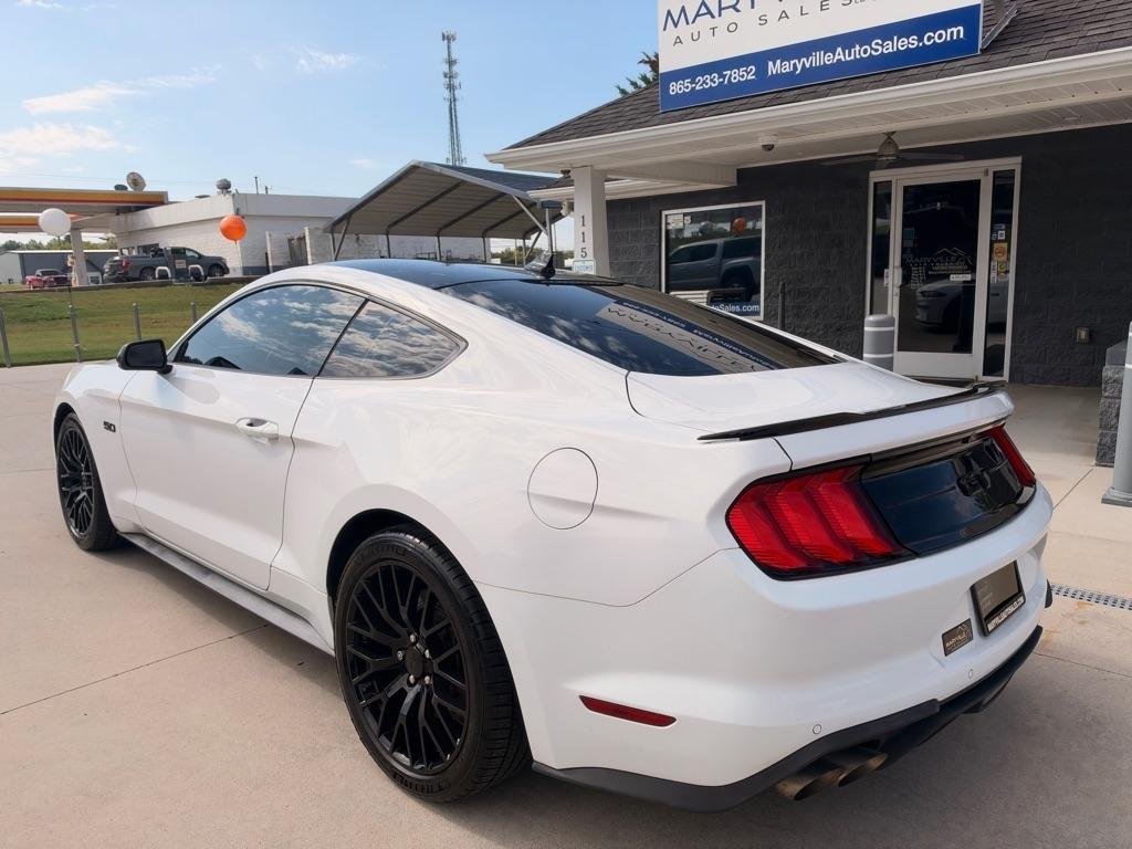 Ford Mustang  2021