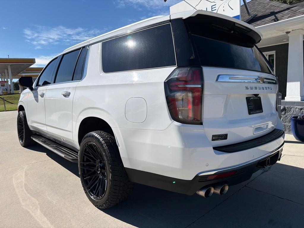 Chevrolet Suburban  2023