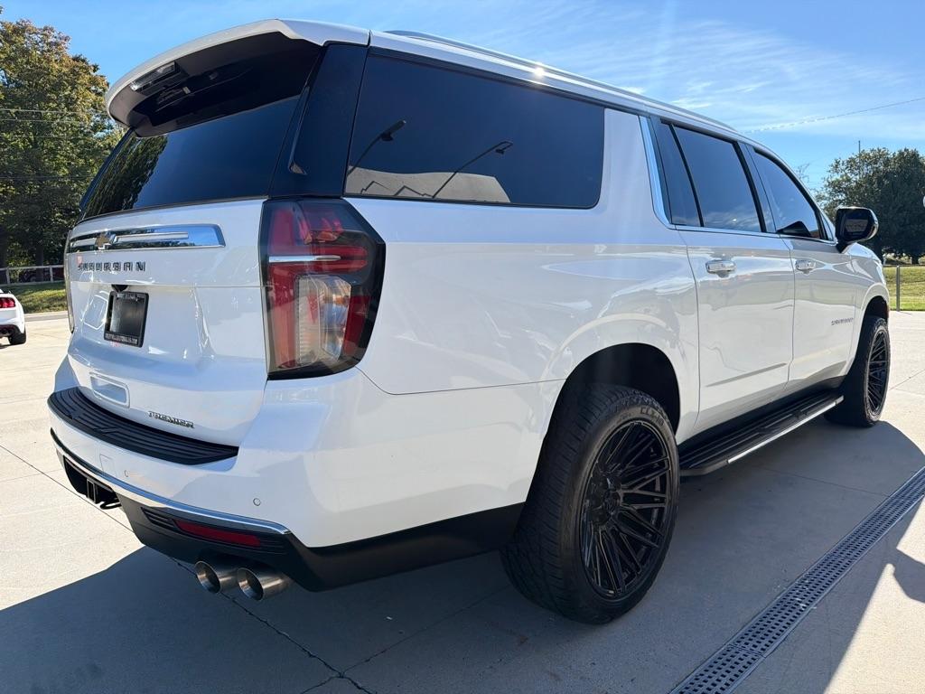 Chevrolet Suburban  2023