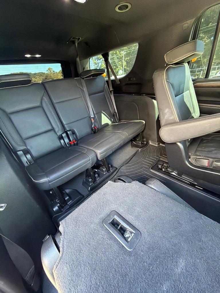Chevrolet Suburban  2023