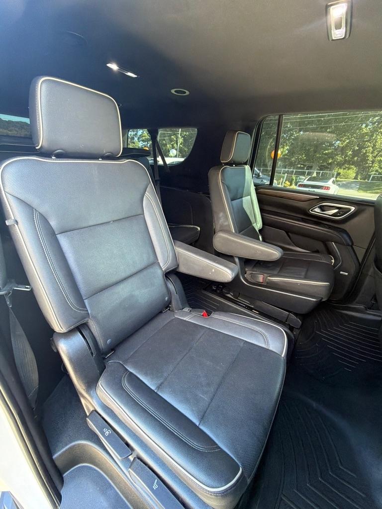 Chevrolet Suburban  2023