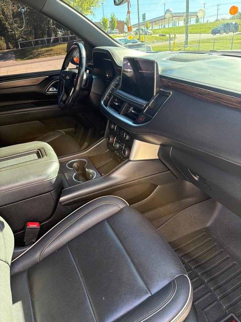 Chevrolet Suburban  2023