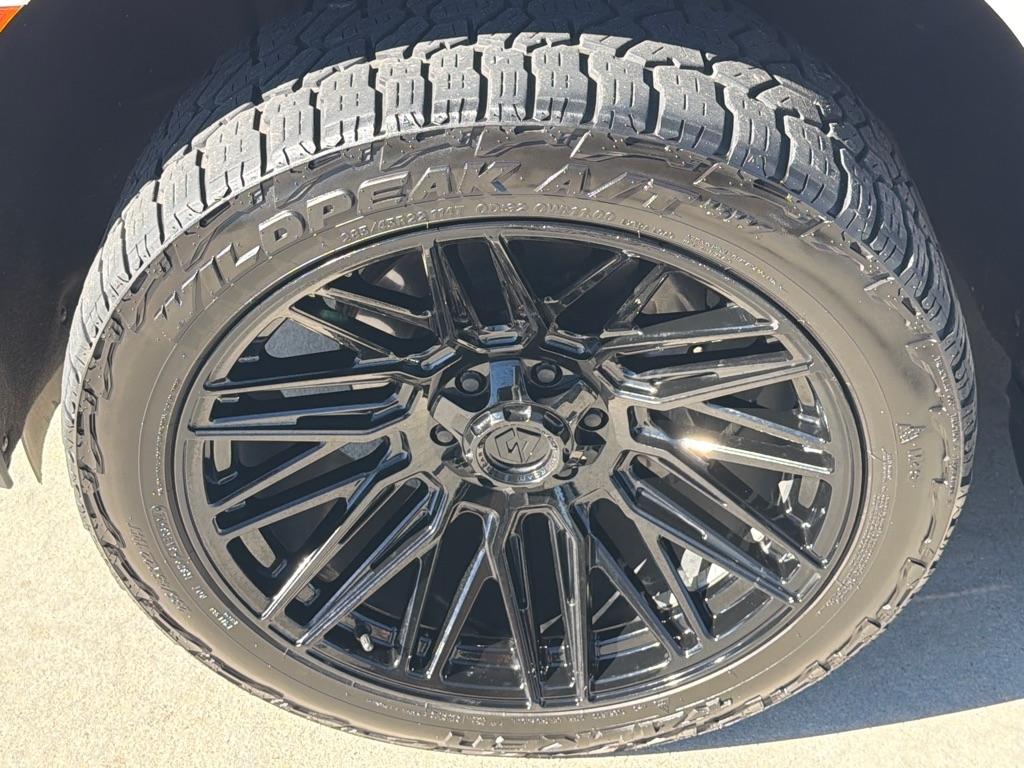 Chevrolet Suburban  2023