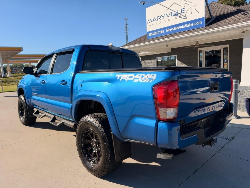 Toyota Tacoma  2016