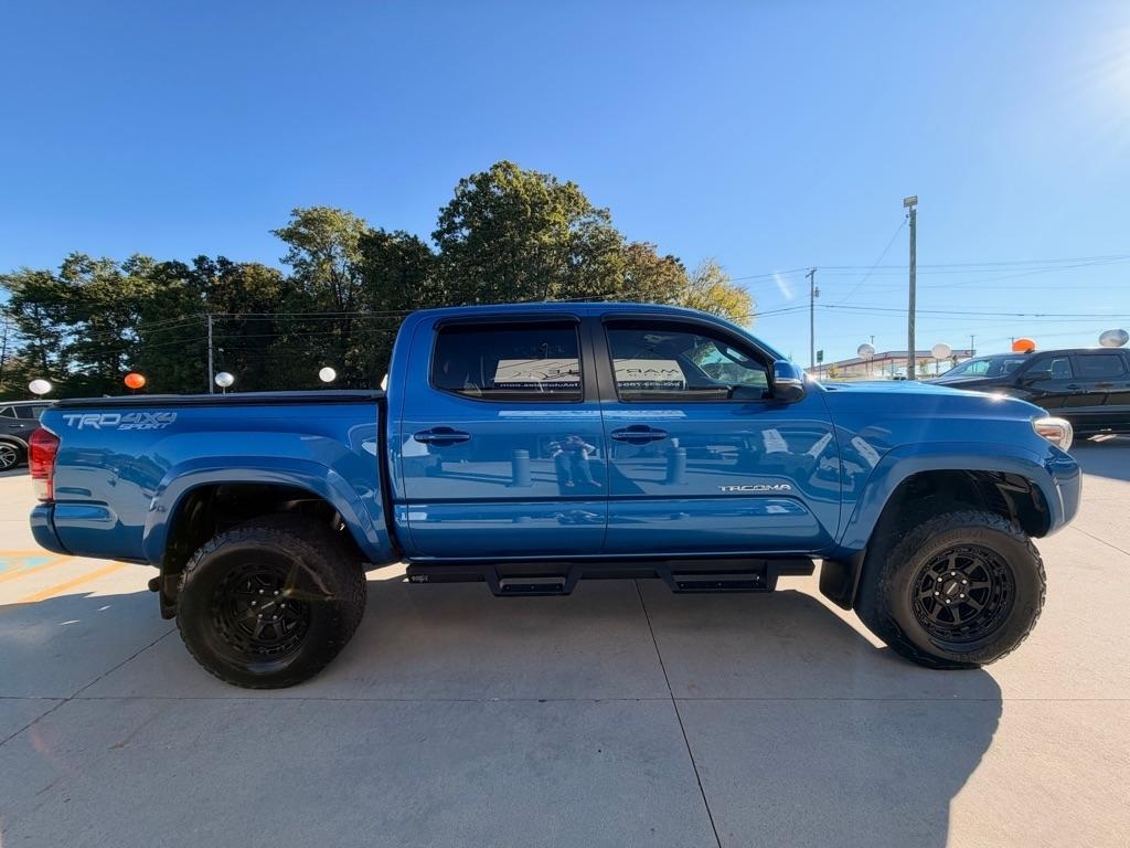Toyota Tacoma  2016