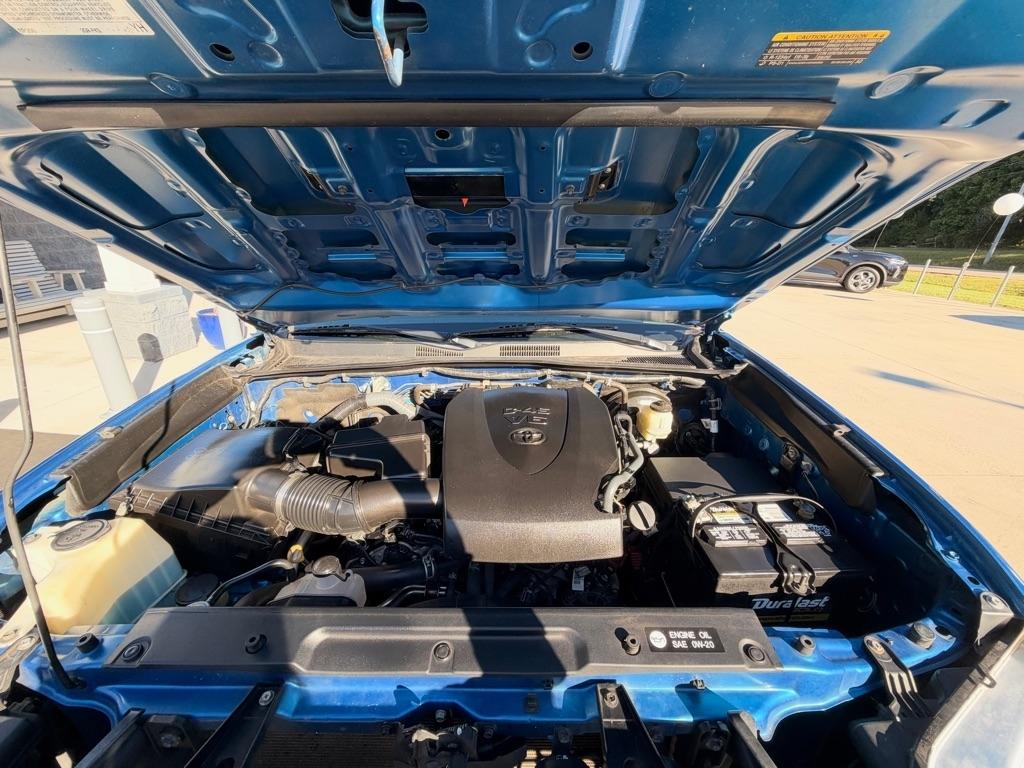 Toyota Tacoma  2016