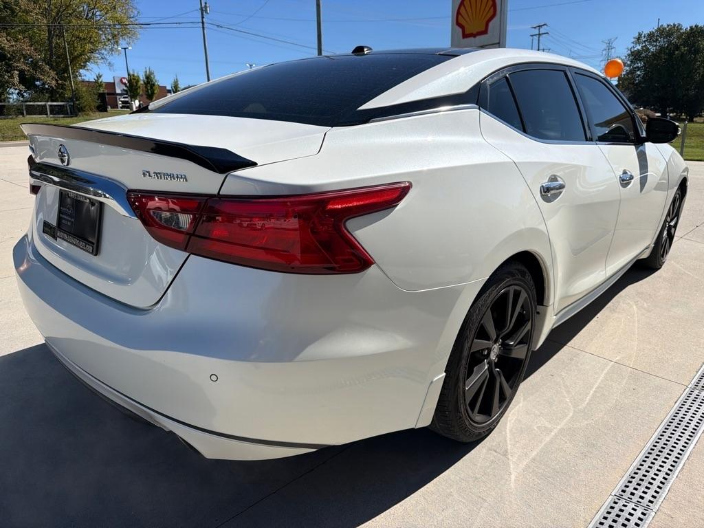 Nissan Maxima  2018