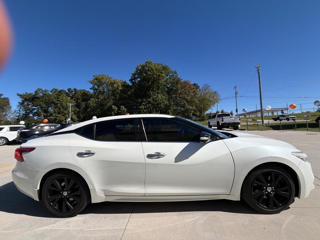 Nissan Maxima  2018