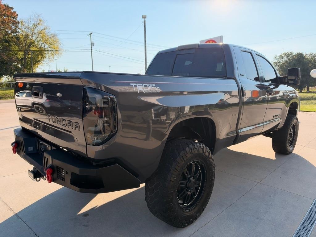 Toyota Tundra 4WD  2017