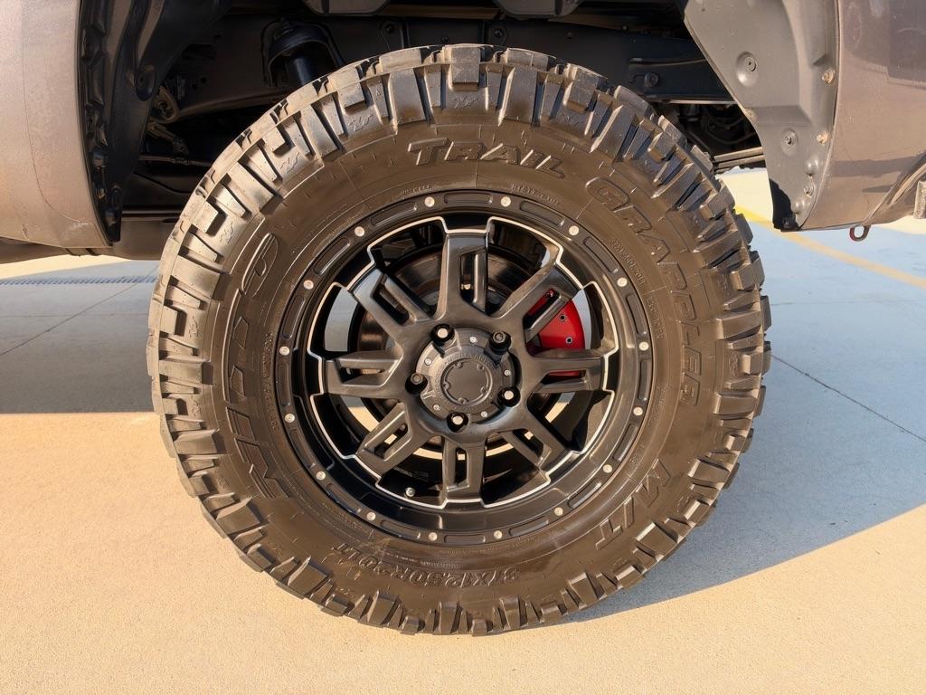 Toyota Tundra 4WD  2017