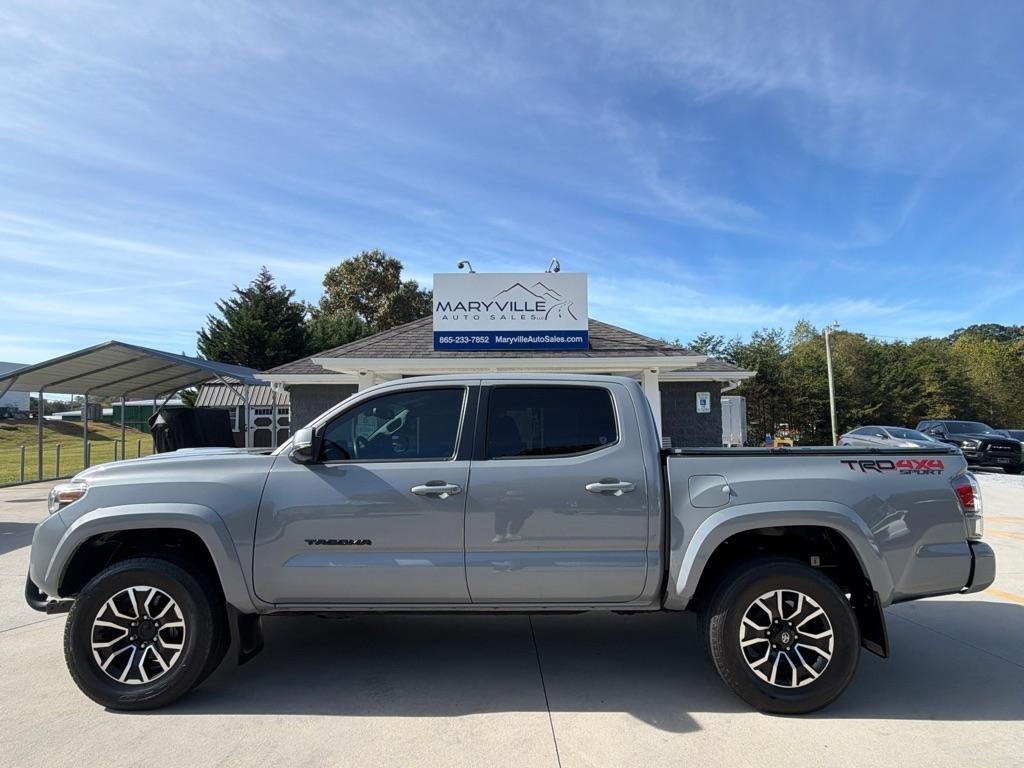 Toyota Tacoma  2021