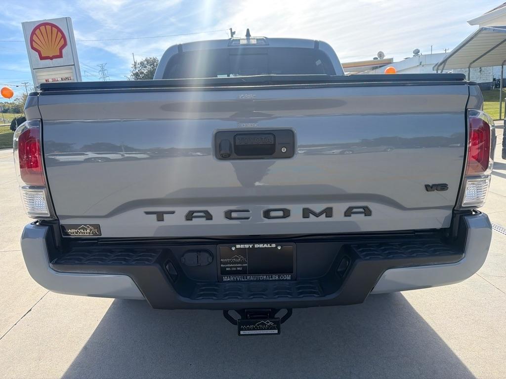 Toyota Tacoma  2021